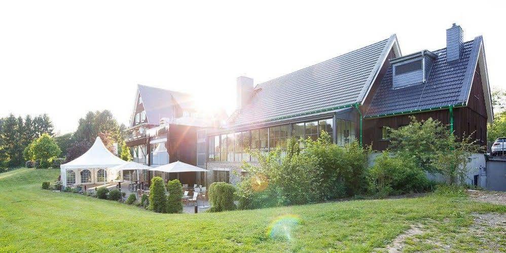 Landhaus Spatzenhof Wermelskirchen Dış mekan fotoğraf